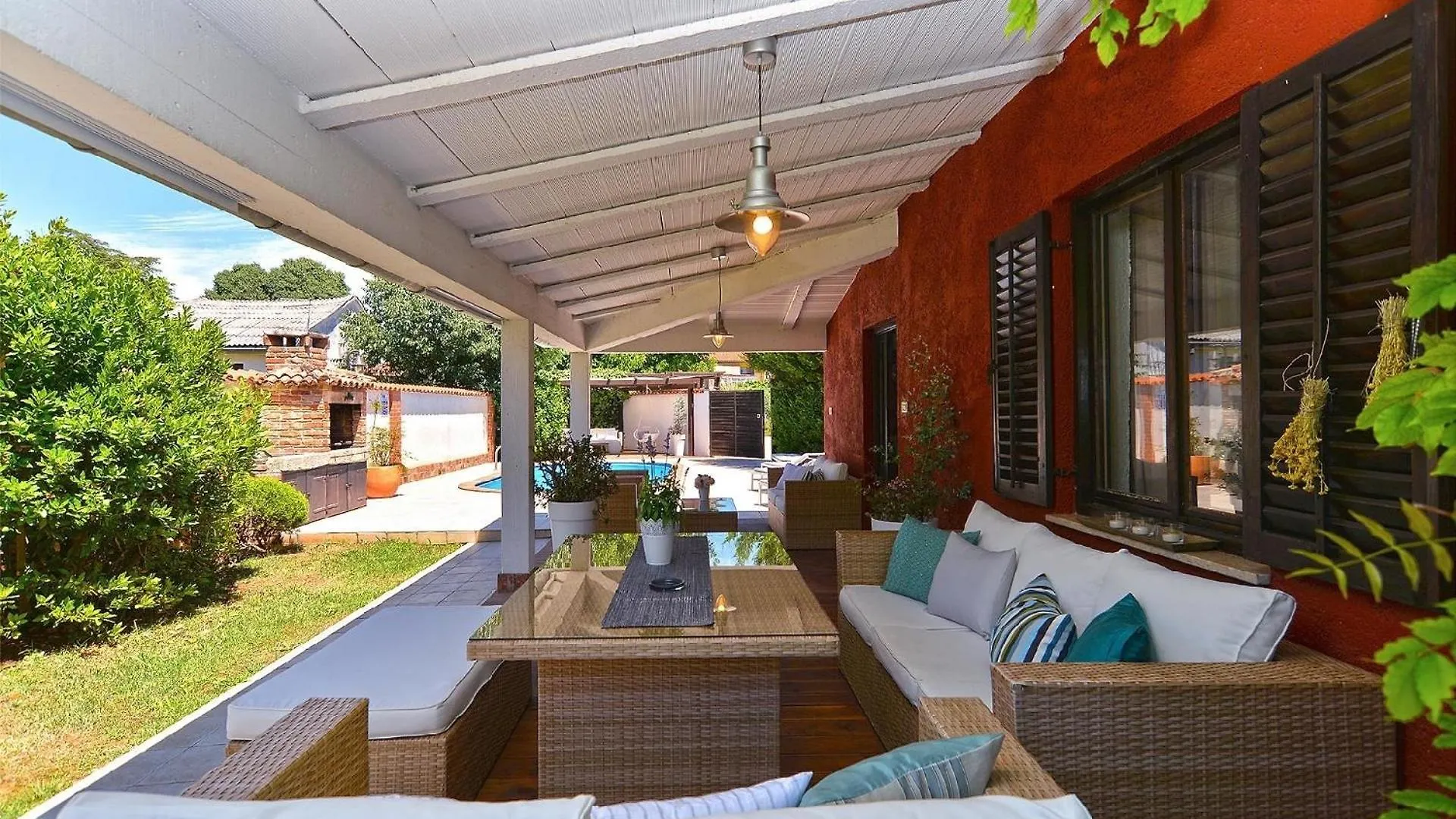 Ferienhaus Mit Privatpool Fuer 8 Personen Ca 135 Qm In Pula, Istrien Istrische Riviera 0*, Pula Croatia