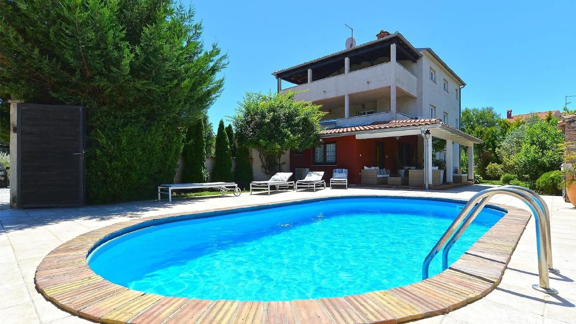 Ferienhaus Mit Privatpool Fuer 8 Personen Ca 135 Qm In Pula, Istrien Istrische Riviera